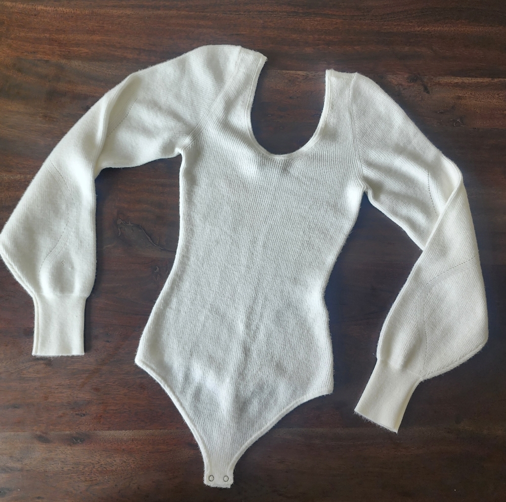 Abercrombie & Fitch Ribbed V-Neck Sweater Balloon Sleeve Bodysuit Small White - Picture 11 of 12